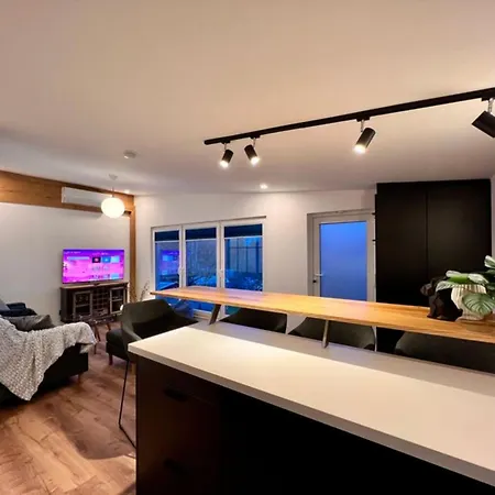 Mit Schoener Terrasse In Bad Lausick