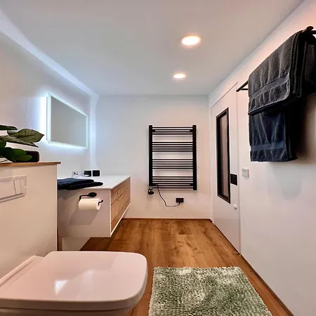 Mit Schoener Terrasse In Bad Lausick Апартаменты