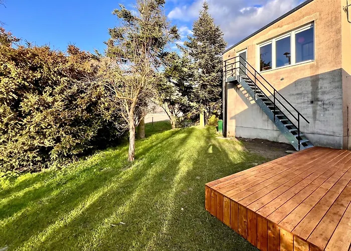 Mit Schoener Terrasse In Bad Lausick